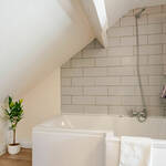 Grooms Bathroom